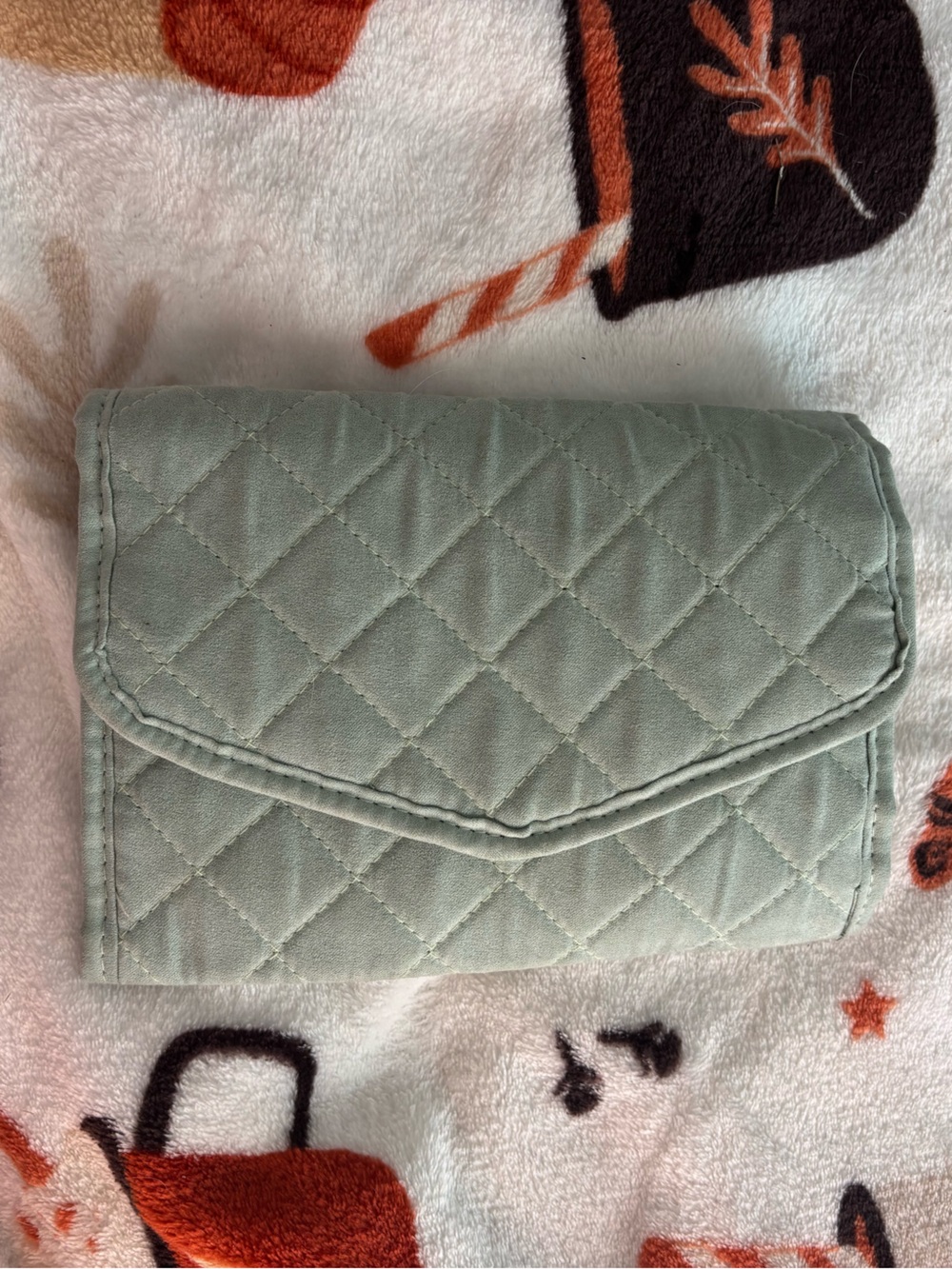 Quilted Fold-Over Wallet - Sage Green